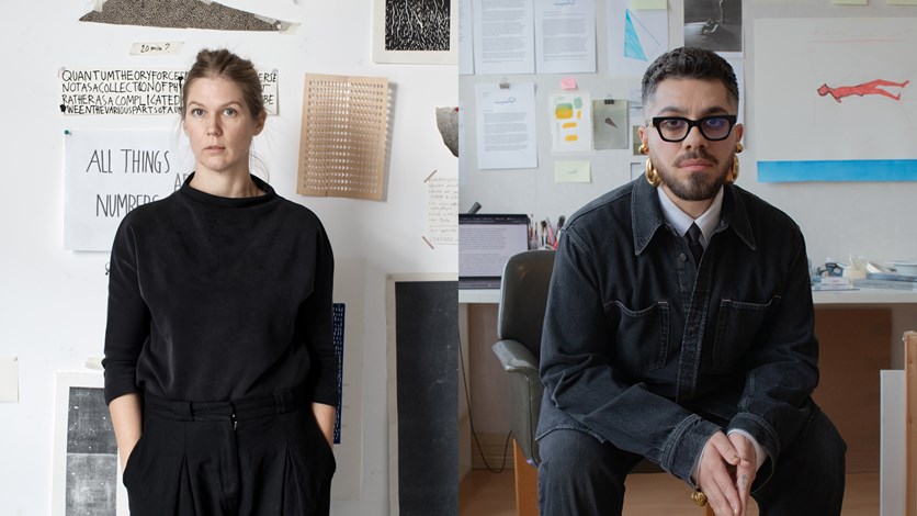 Två konstnärer i sina ateljéer. 