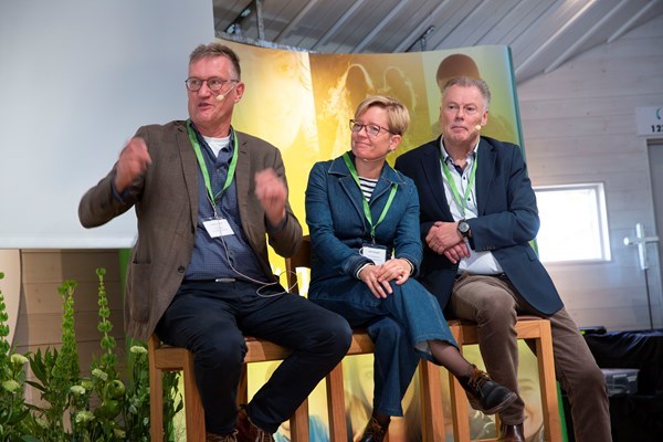 Anders Tegnell, Malin Bengnér och Anders Dybelius deltar i debattpanelen på Mötesarena Bra Liv 